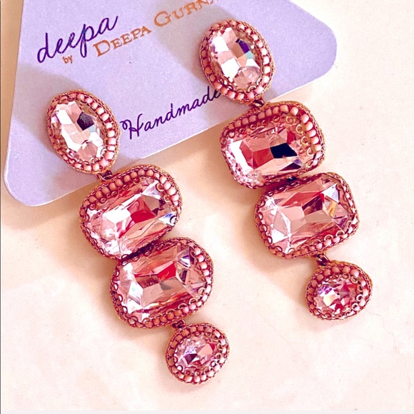 🌺🎉HP🎉🌺 NWT Deepa Gurnani Beaded Crystal Chandeliers - Picture 6 of 15